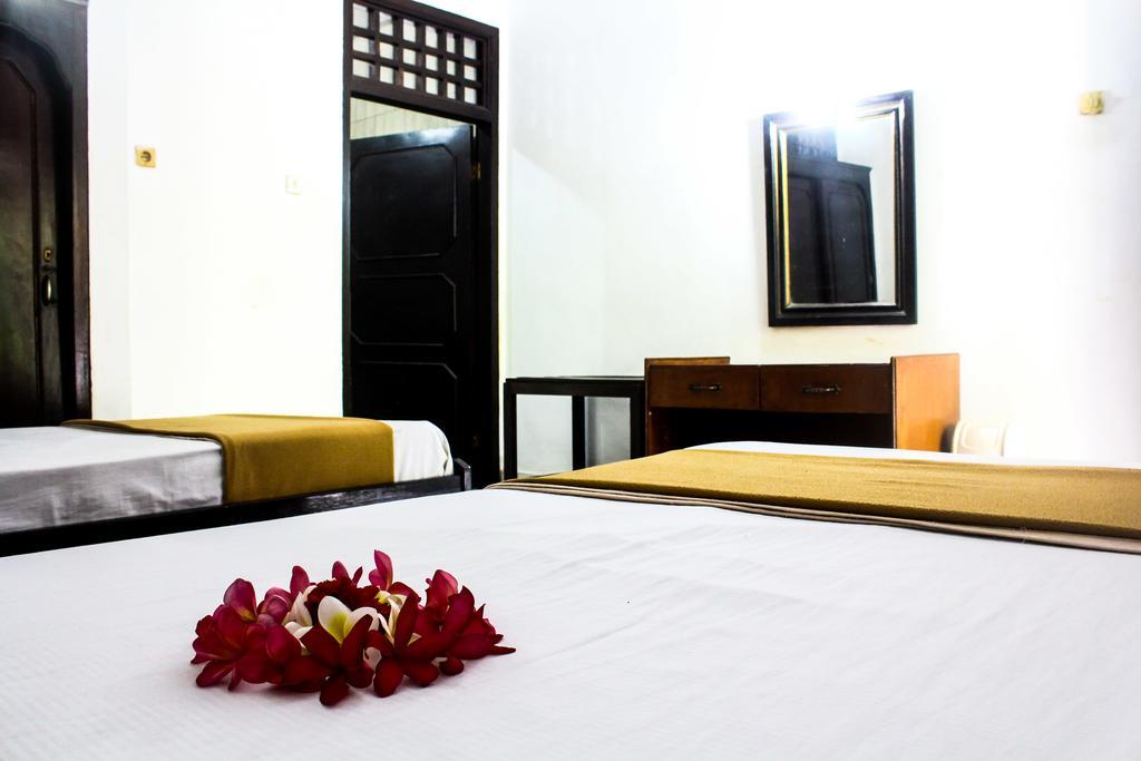 Berlian Inn Kuta  Exterior photo