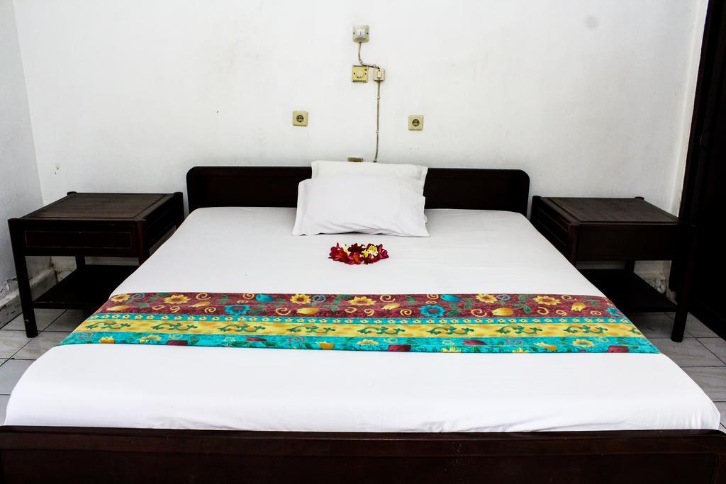 Berlian Inn Kuta  Exterior photo